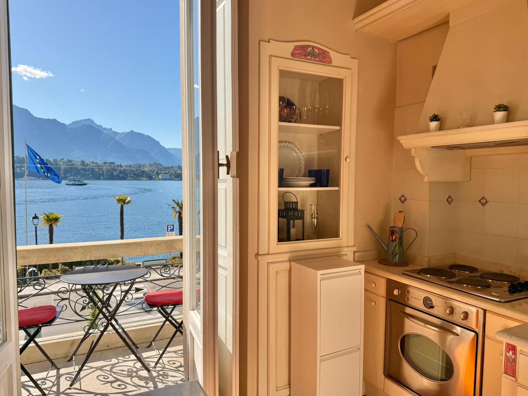 Belle Ile Lake View Suite Cadenabbia エクステリア 写真