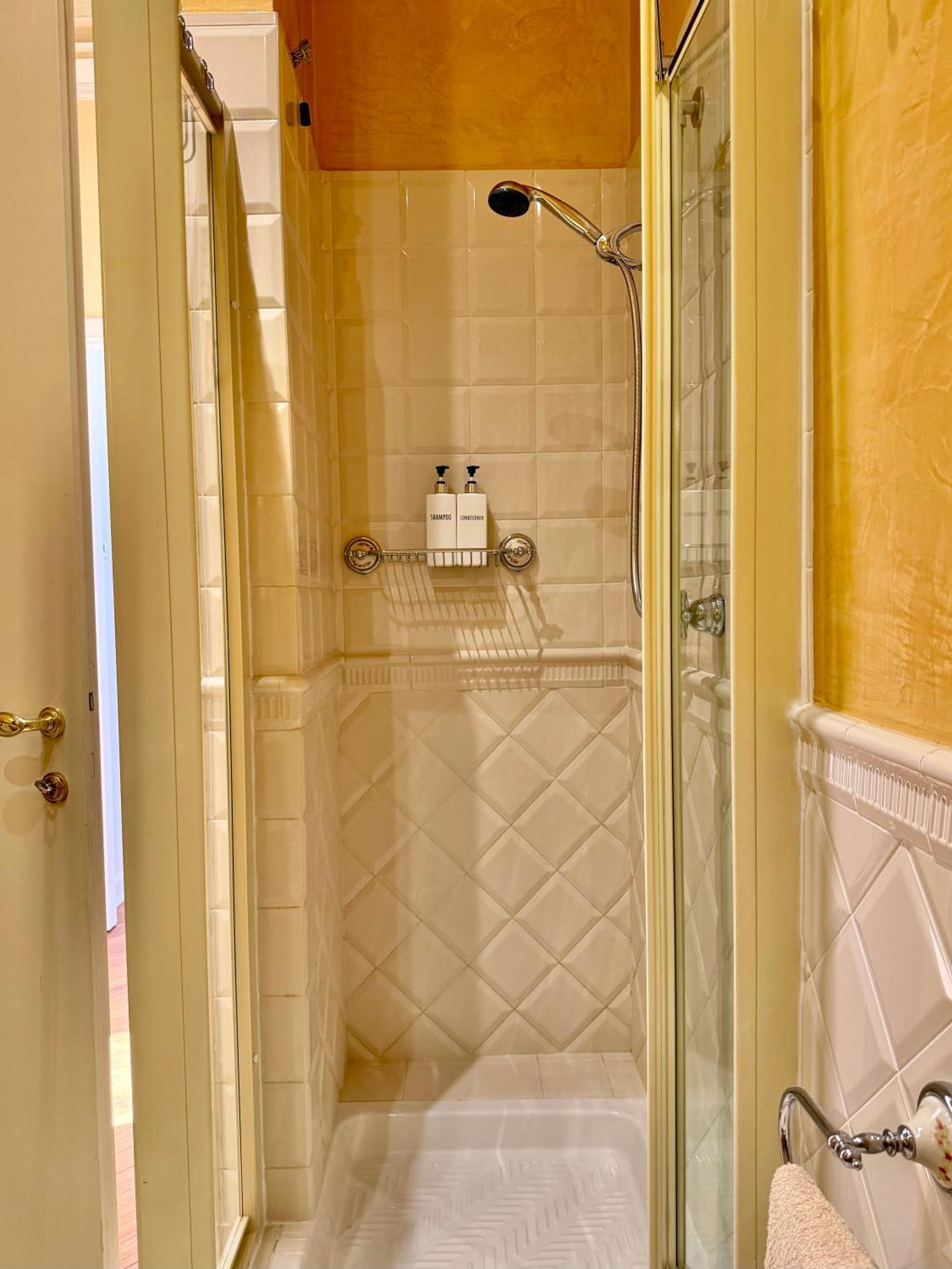 Belle Ile Lake View Suite Cadenabbia エクステリア 写真