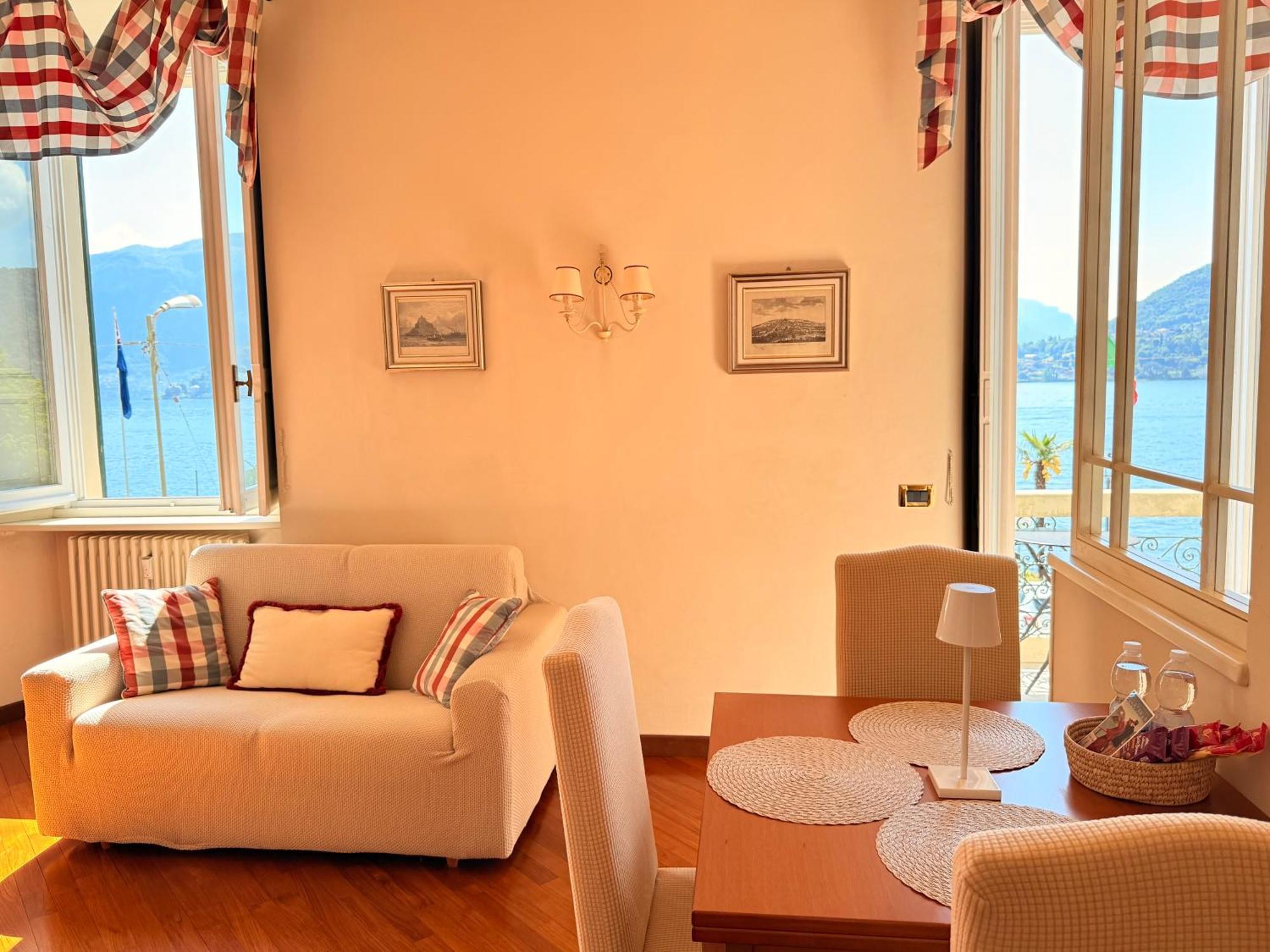 Belle Ile Lake View Suite Cadenabbia エクステリア 写真